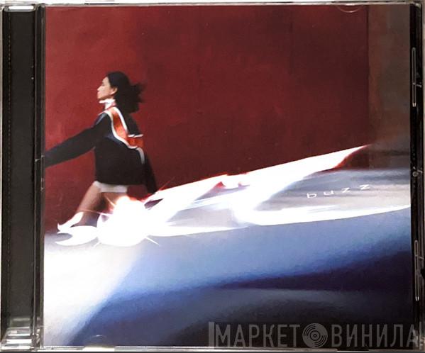 Niki  - Buzz