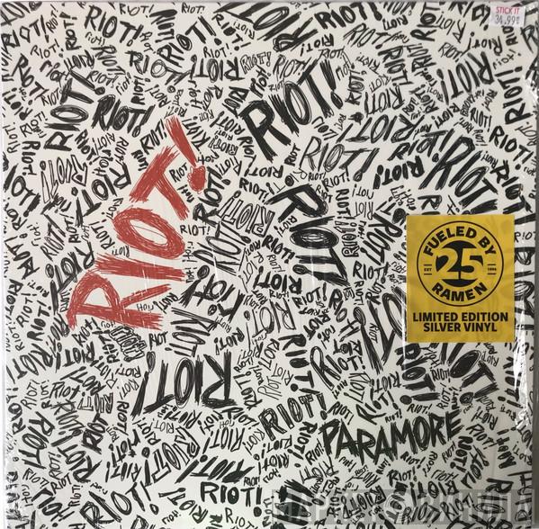 Paramore - Riot!