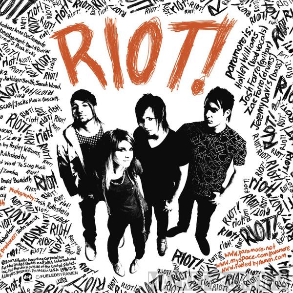  Paramore  - Riot!