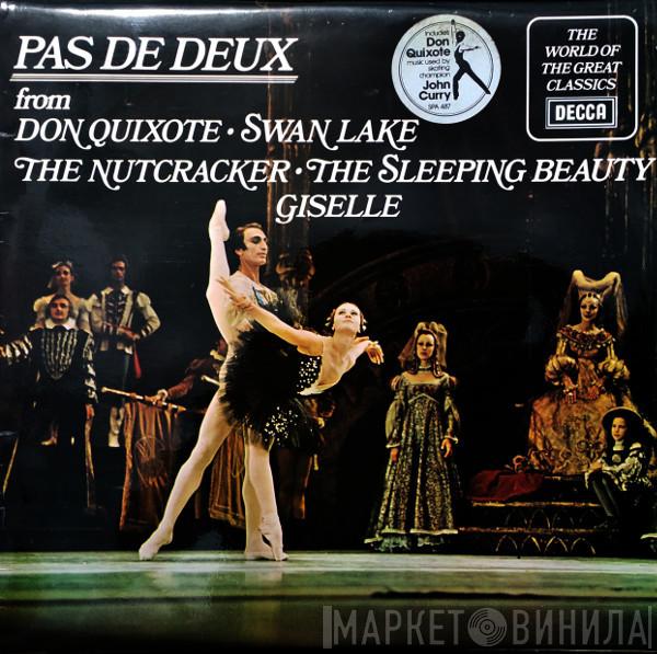  - Pas De Deux