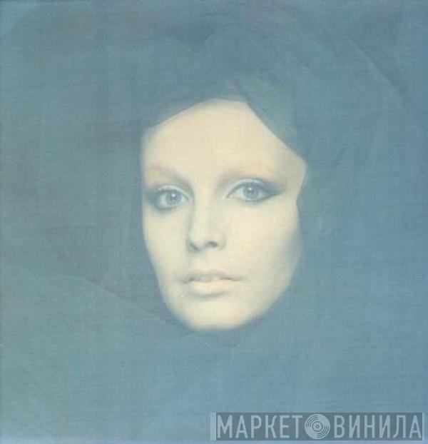  Patty Pravo  - Per Aver Visto Un Uomo Piangere E Soffrire Dio Si Trasformò In Musica E Poesia
