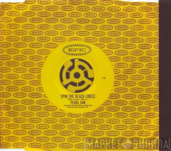 Pearl Jam - Spin The Black Circle