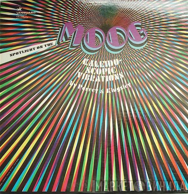  Perrey & Kingsley  - Spotlight On The Moog - Kaleidoscopic Vibrations