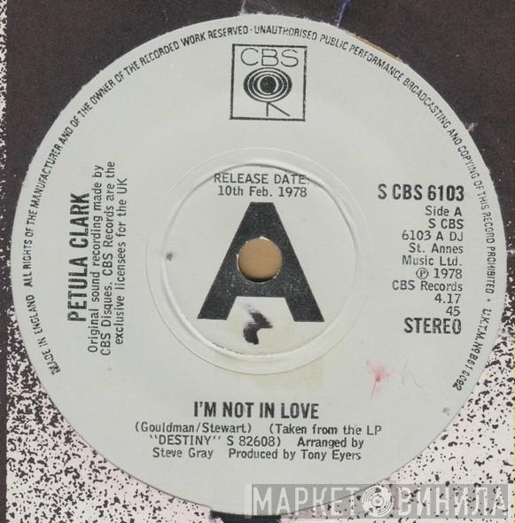Petula Clark - I'm Not In Love