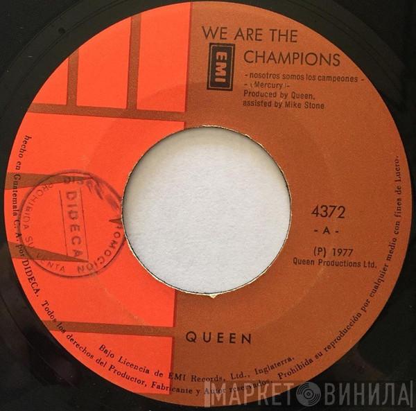  Queen  - We Are The Champions = Nosotros Somos Los Campeones / We Will Rock You = Nosotros Te Arrullaremos