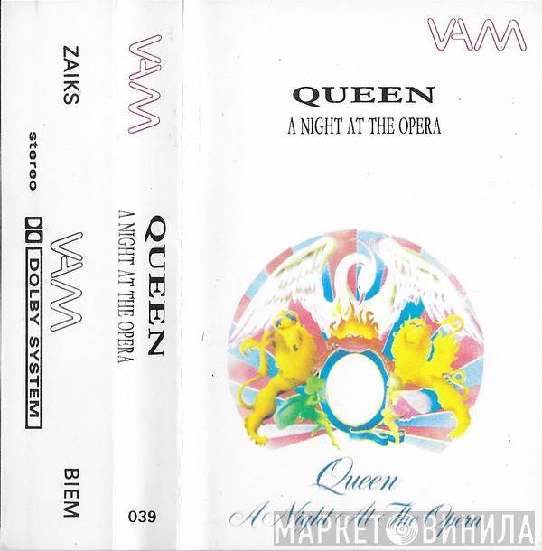  Queen  - A Night At The Opera