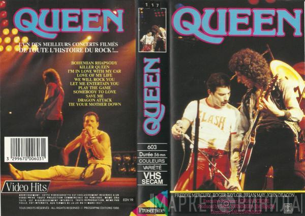  Queen  - We Will Rock You