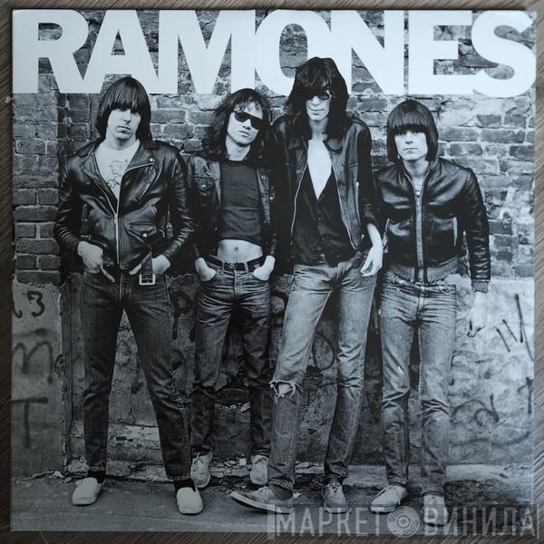  Ramones  - Ramones
