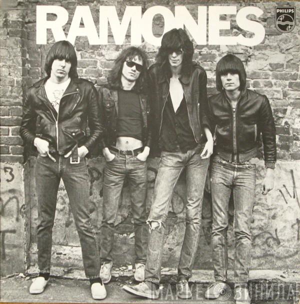  Ramones  - Ramones