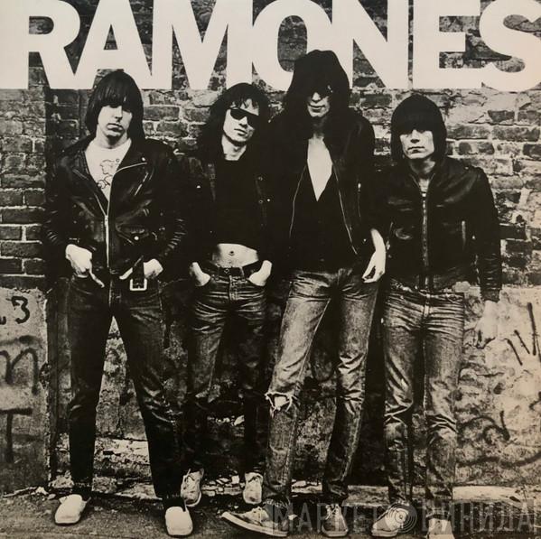 Ramones  - Ramones