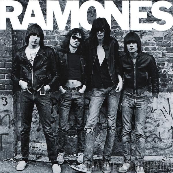  Ramones  - Ramones