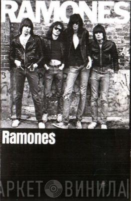  Ramones  - Ramones