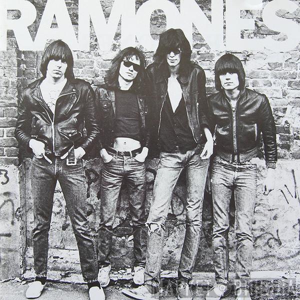  Ramones  - Ramones