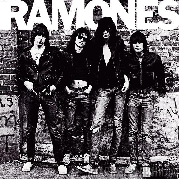  Ramones  - Ramones