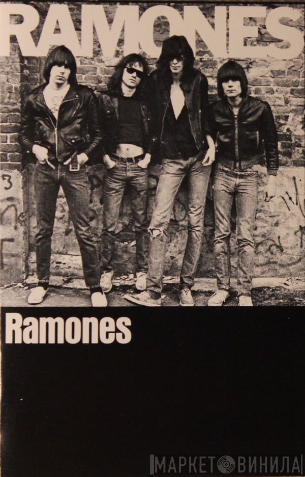  Ramones  - Ramones