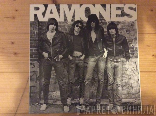  Ramones  - Ramones