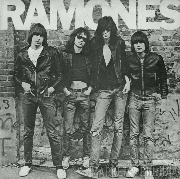  Ramones  - Ramones