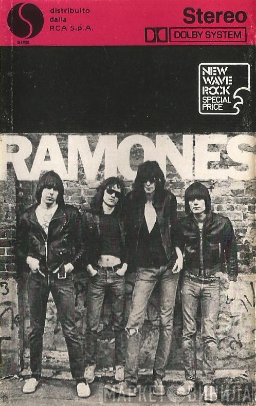  Ramones  - Ramones