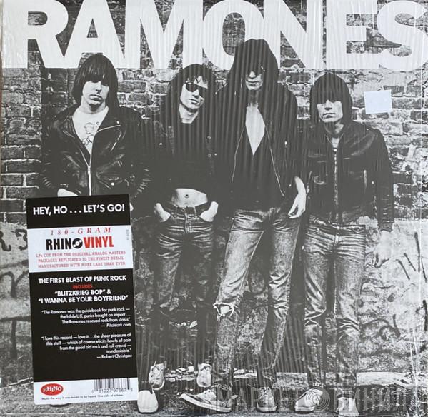  Ramones  - Ramones