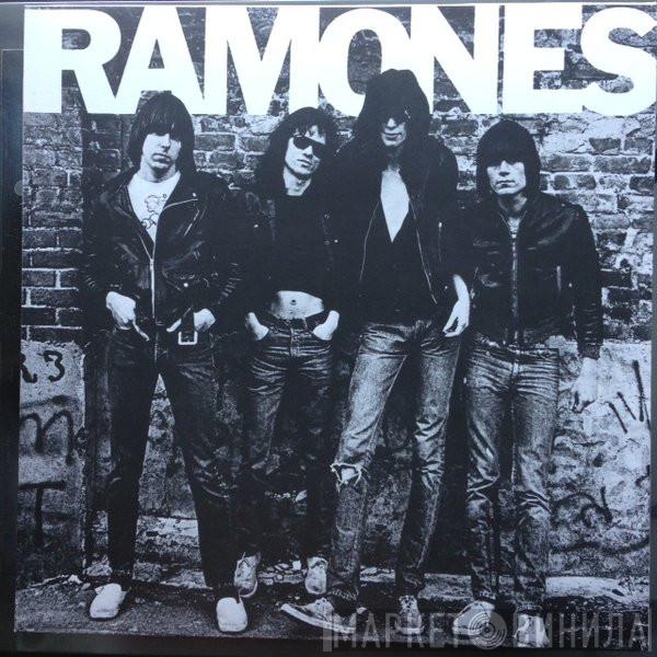  Ramones  - Ramones