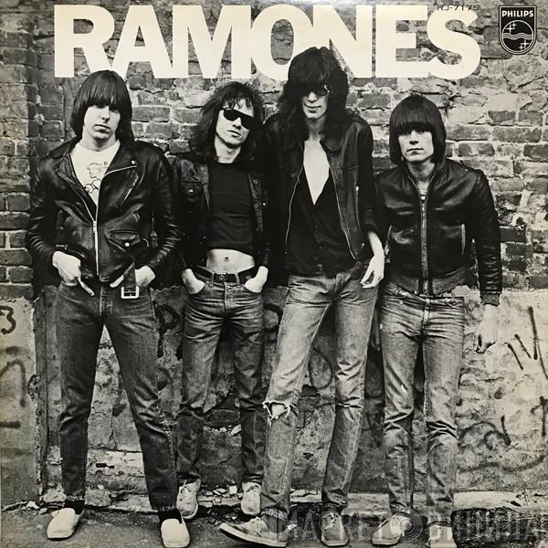  Ramones  - Ramones