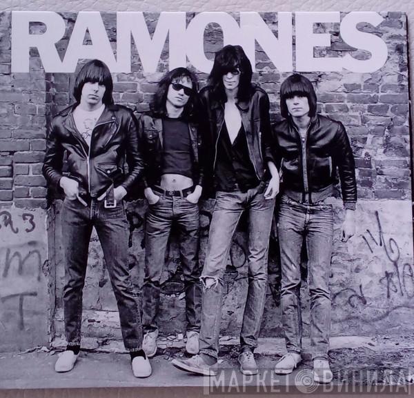  Ramones  - Ramones