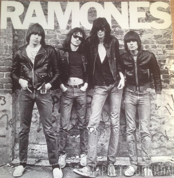  Ramones  - Ramones