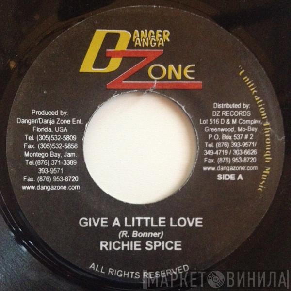 Richie Spice, Romeo J - Give A Little Love / I Saw Heaven