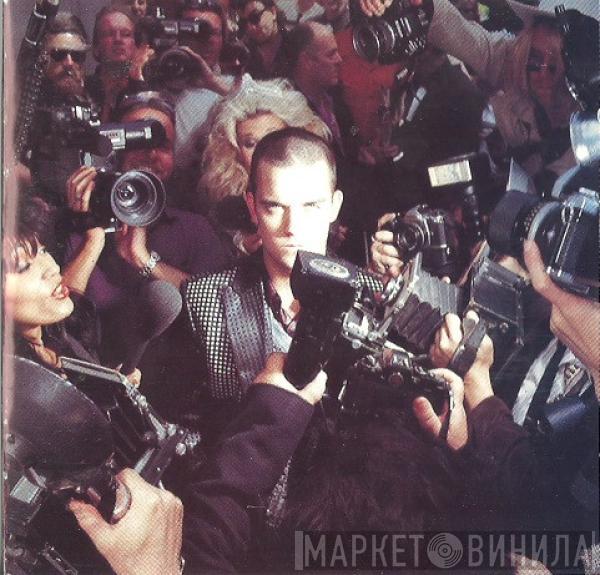  Robbie Williams  - Life Thru A Lens