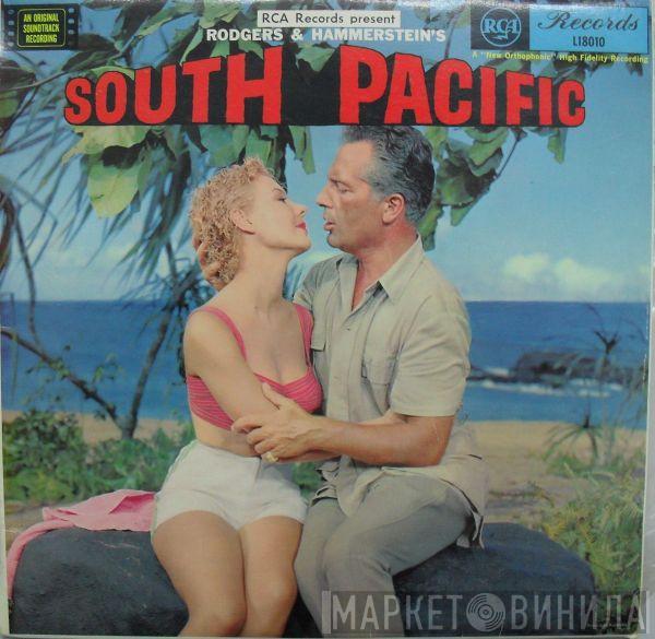 Rodgers & Hammerstein - RCA Victor Presents Rodgers & Hammerstein's South Pacific (An Original Soundtrack Recording)