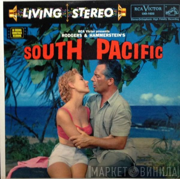  Rodgers & Hammerstein  - RCA Victor Presents Rodgers & Hammerstein's South Pacific (An Original Soundtrack Recording)