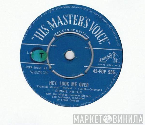 Ronnie Hilton, Mike Sammes Singers - Hey, Look Me Over