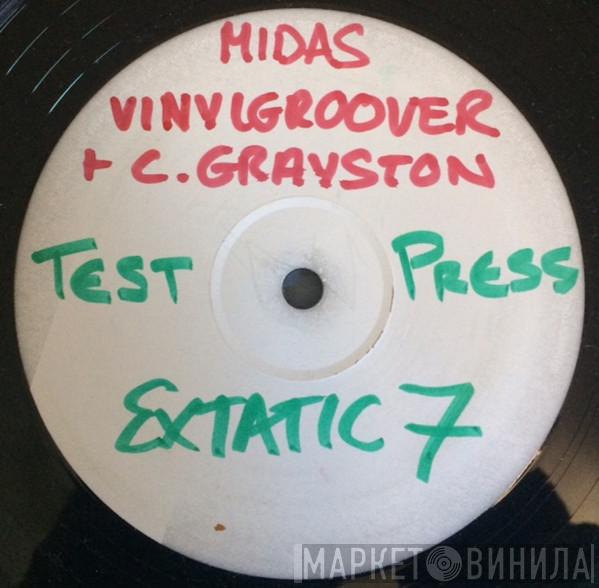 Saturnalia, Vinylgroover - License To Party / You've Got Me Jumpin!
