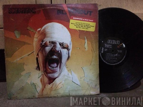  Scorpions  - Blackout