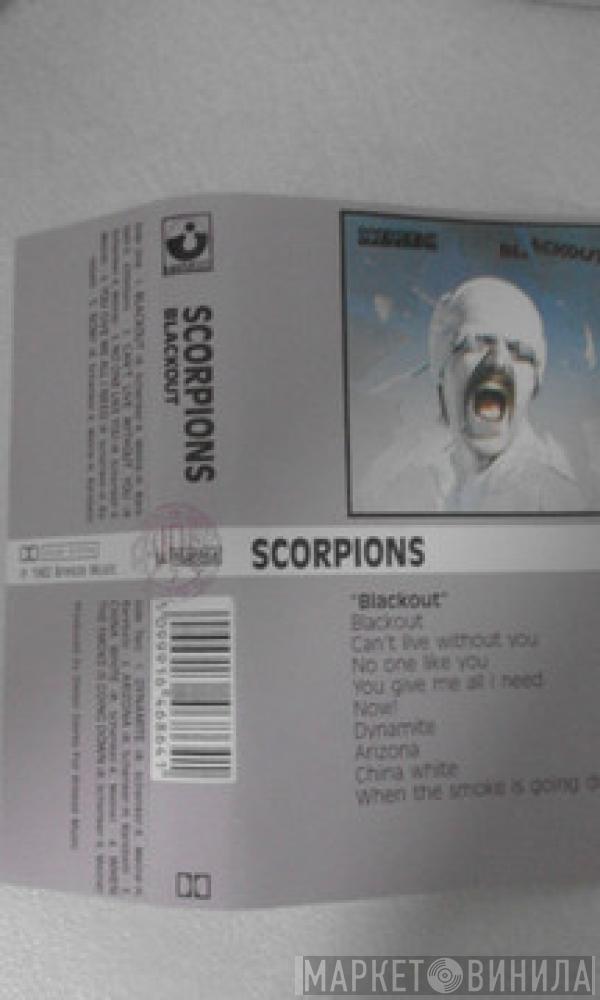 Scorpions  - Blackout
