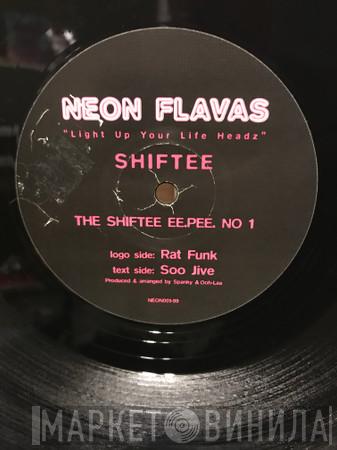 Shiftee - The Shiftee EE.PEE NO 1