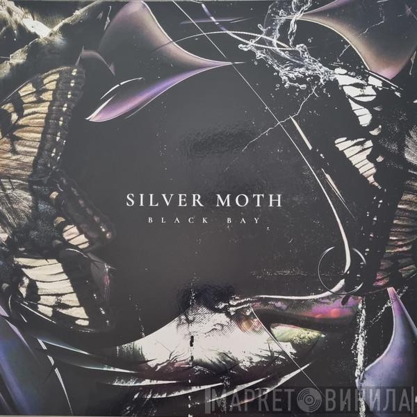 Silver Moth - Black Bay