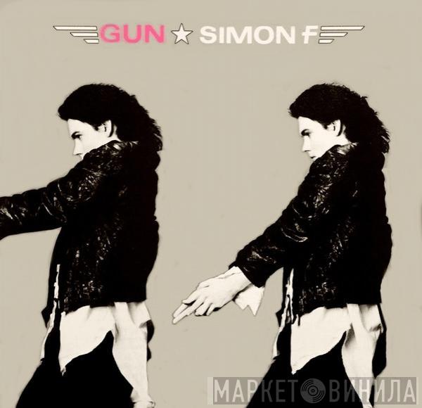 Simon Fellowes - Gun