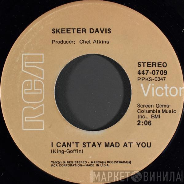 Skeeter Davis - I Can't Stay Mad At You / The End Of The World