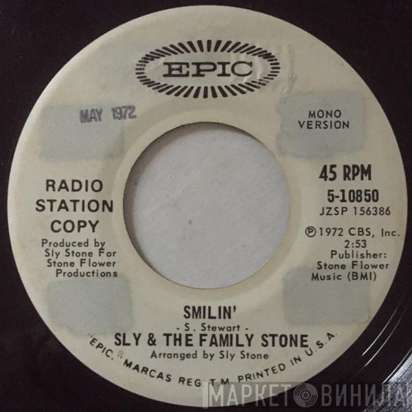 Sly & The Family Stone - Smilin'