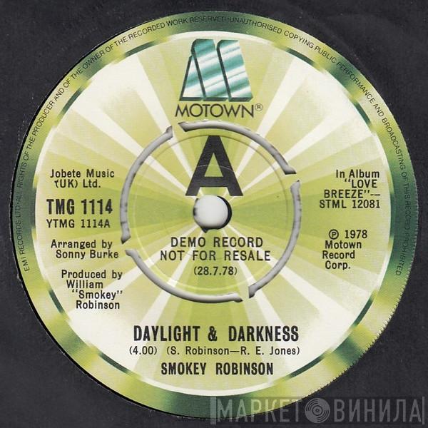 Smokey Robinson - Daylight & Darkness