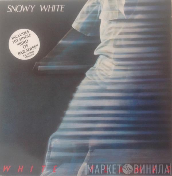  Snowy White  - White Flames