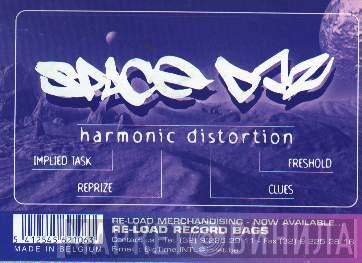 Space DJz - Harmonic Distortion