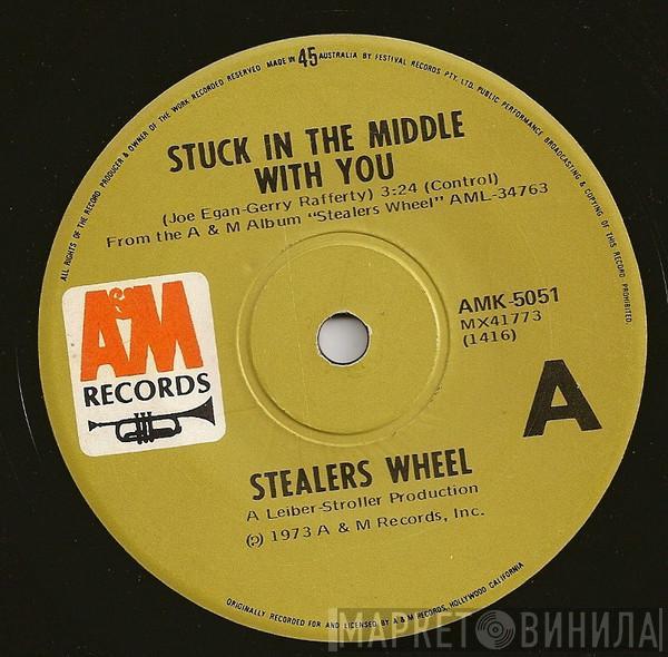  Stealers Wheel  - Stuck In The Middle With You