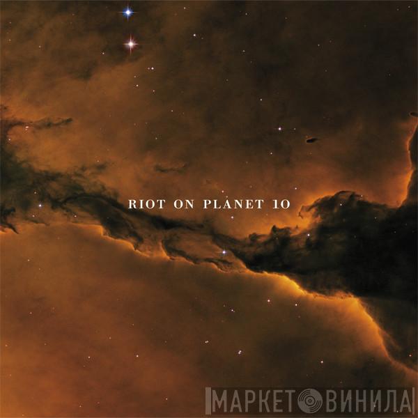 Strangelets - Riot On Planet 10