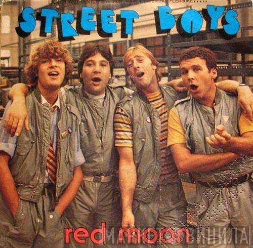 Street Boys - Red Moon