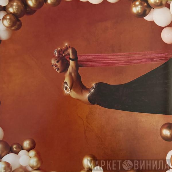 Sudan Archives - Natural Brown Prom Queen