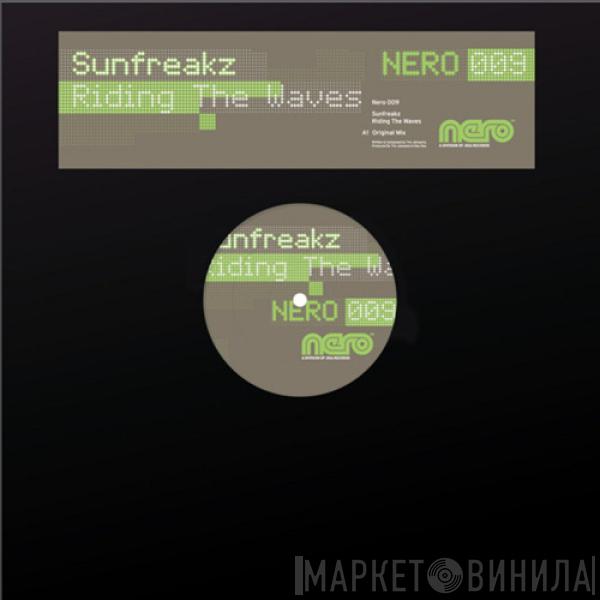 Sunfreakz - Riding The Waves