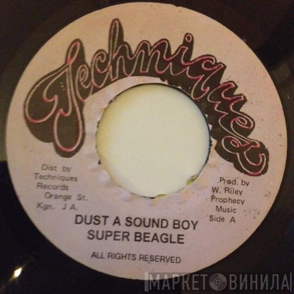 Super Beagle - Dust A Sound Boy