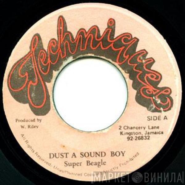  Super Beagle  - Dust A Sound Boy